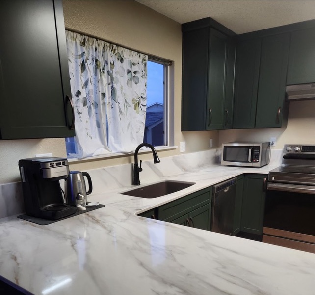 Kitchen3-After_Rock-Star-Marble-and-Granite